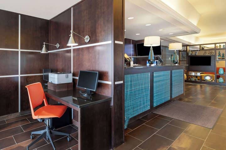Business center